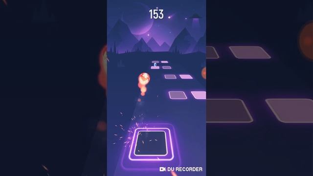 Tiles Hop игры очень крутые! смотреть онлайн