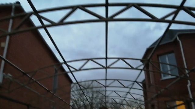 Каркас для навеса, фермы дугой. смотреть онлайн