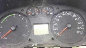 3uz fe: Форд Транзит. Приборная панель