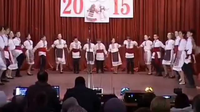 Мэрцишор 2015 с Озерное Ансамбль народного танца Извораш Тинереця малыши смотреть онлайн