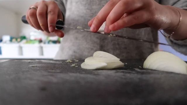 БЫСТРЫЙ И ПЛОТНЫЙ УЖИН - САЛАТ БОУЛ С ГОВЯДИНОЙ | OXY LOVES смотреть онлайн