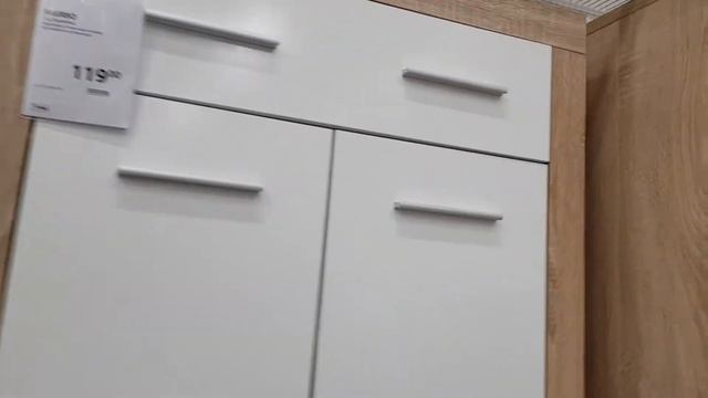 Эстония. Совместный выходной, неожиданные покупки, вкусная шаурма. смотреть онлайн