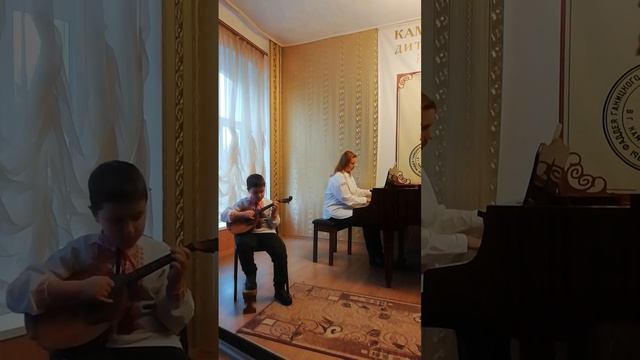 О Саратський Граємо джаз Сліщук Тімур (домра) конц Ірина Федорова викл Ольга Воробйова смотреть онлайн