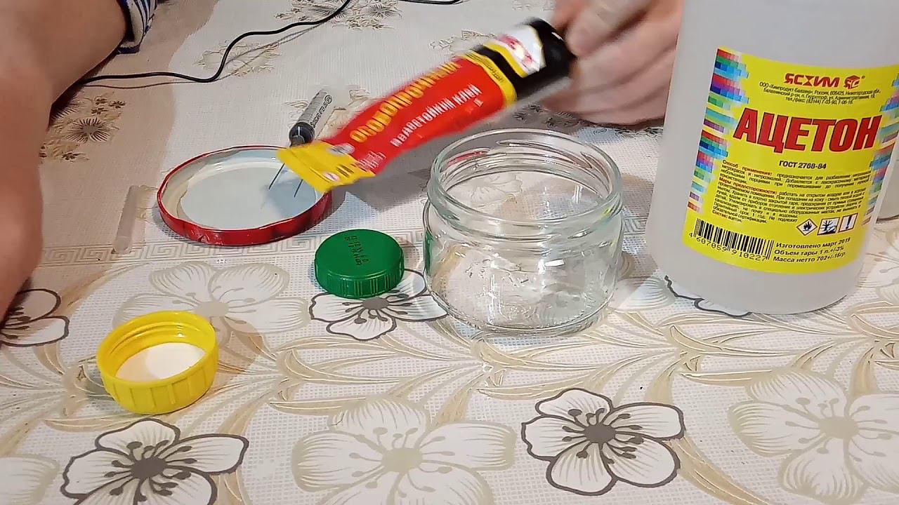 Чем разбавить клей.Момент и 88.Клеим поролон. смотреть онлайн