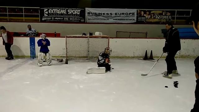 Hockey goalie drills 5 kg. medicine ball смотреть онлайн