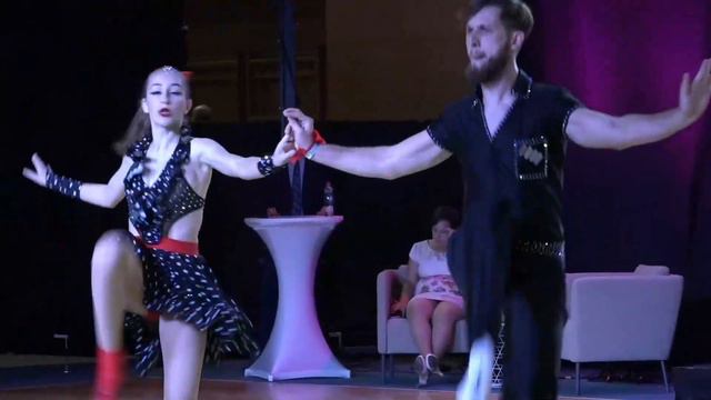 ROCK-N-SWING.COM » 🇭🇷 POŽGAJ Patricia - DJURDJEVIC Fabijan » MC Contact » World Cup Ljubljana 2022 смотреть онлайн