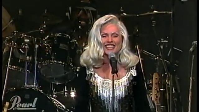 Debbie Harry - Heart of glass (live 1995) смотреть онлайн