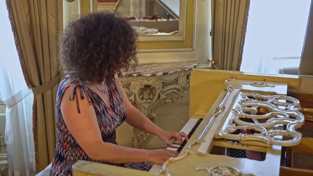 Lisa Wellisch - Robert Schumann Arabeske смотреть онлайн