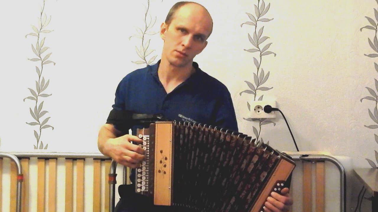 Называют меня некрасивою...(на гармони) смотреть онлайн