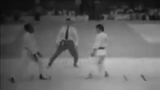 Yahara x George Evans 1973 World Shotokan Tournament смотреть онлайн