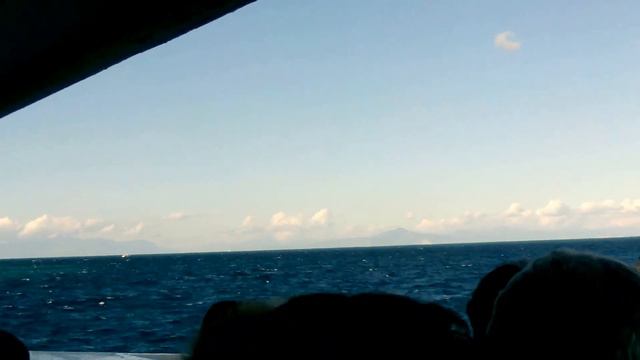 VIDEO - SALIENDO DEL PUERTO DE NAPOLES - A - ISLA DE ISCHIA - смотреть онлайн