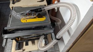 Система пылеудаления для настольной пилы