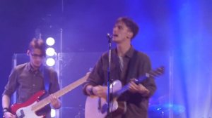 ПУСТЬ НЕСЁТ МЕНЯ,БОЖЬЯ РЕКА