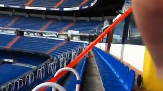 England team suporter at Santiago Bernabeu смотреть онлайн