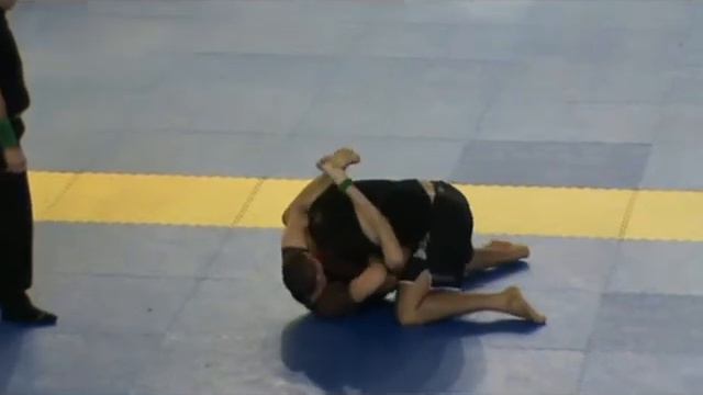 European No-Gi IBJJF 2013, Konstantinidis Giannis, Open Brown Belts 2ond Fight смотреть онлайн