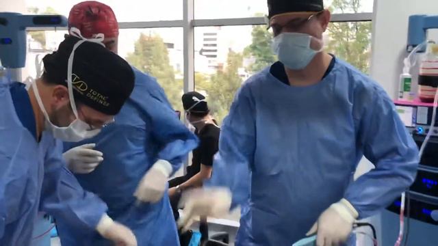 Lipoaspiração de alta definição. Total Definer. Dr Alfredo Hoyos. смотреть онлайн