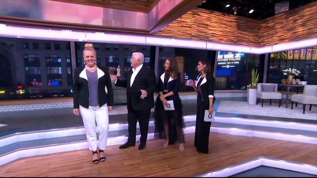 Dennis Basso Zip Front Ponte Knit Jacket with Contrast Lapel on QVC смотреть онлайн