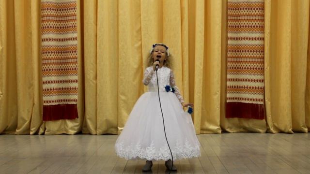 9 Вакальны жанр салiст вакалiст Вiнаградава Палiна 6 8 гадоў смотреть онлайн