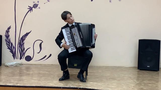 Новицкий Андрей И.С.Бах Двухголосная инвенция a moll смотреть онлайн