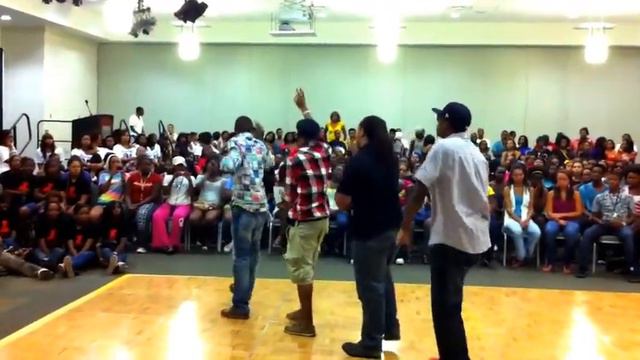 Thug Theta Kappa Chapter of Kappa Alpha Psi Fraternity UWG Stroll Off смотреть онлайн