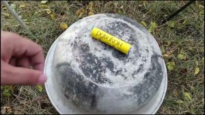 ВЗОРВАЛ БОЛЬШУЮ ЧАШКУ ПЕТАРДОЙ РУБИКОН / ПЕТАРДА РУБИКОН ПОД МИСКОЙ #пиротехника #петарда #взрыв