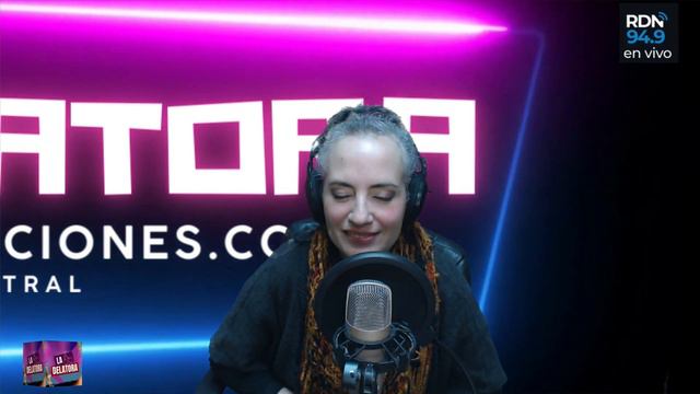 La Delatora con Déborah Fideleff смотреть онлайн
