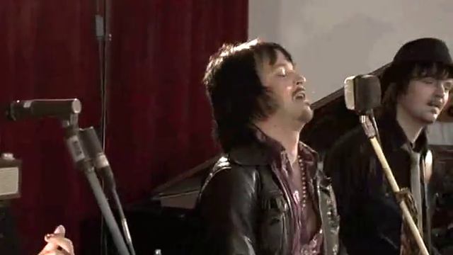 Charlie Emm (Karl Martindahl): B.B.B.Baby смотреть онлайн