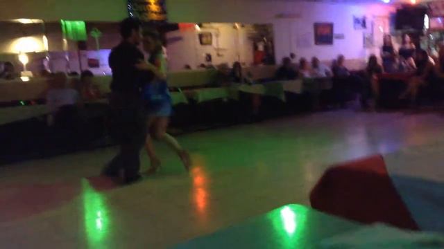 Melina Brufman y Pablo Alvarez en Milonga Club смотреть онлайн