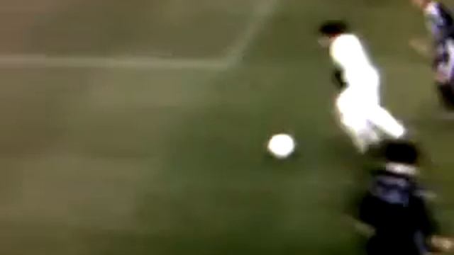 Centro Chut de Ozil Pes 2011 PSP смотреть онлайн