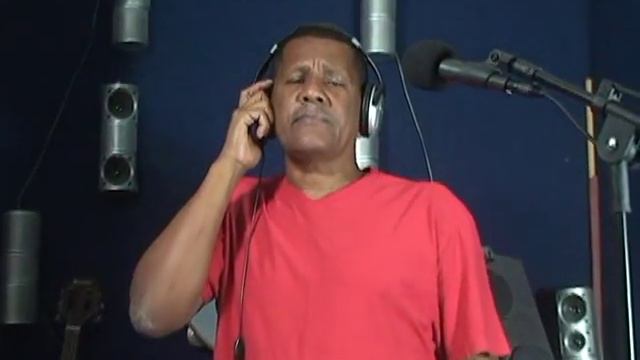 ALAMIR QUINTAL- TEU REI смотреть онлайн