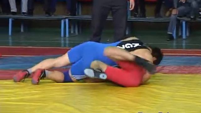 Вольная борьба. Кубок Кыргызстана-2016. 65 кг 1\8 Осмонали уулу Абдувайт-Чубак Темирбеков смотреть онлайн