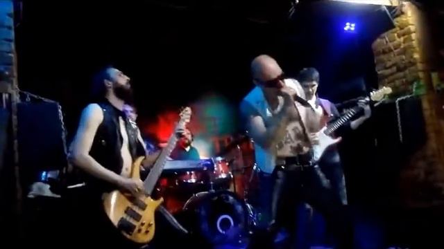 Phantom Cross - Anno Mundi (Black Sabbath-cover) смотреть онлайн