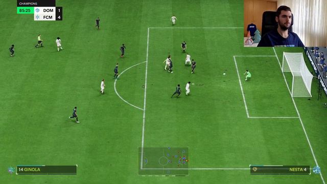 TOP 5 GK!🧤 91 WINTER WILDCARD ICON Van Nistelrooy Player review - EA FC 24 смотреть онлайн