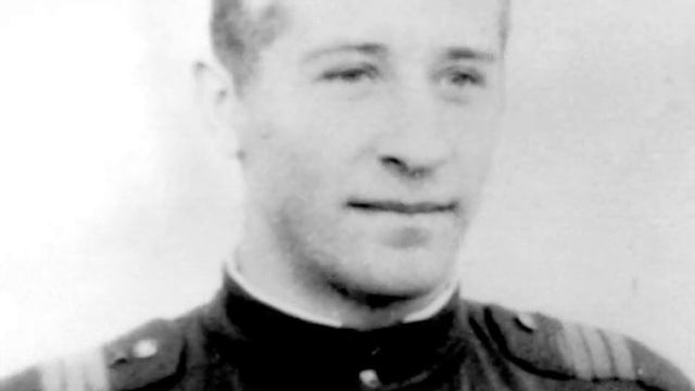 ГИМНАСТЁРОЧКА МОЯ, СТОЙКОЙ ВОРОТНИК... смотреть онлайн