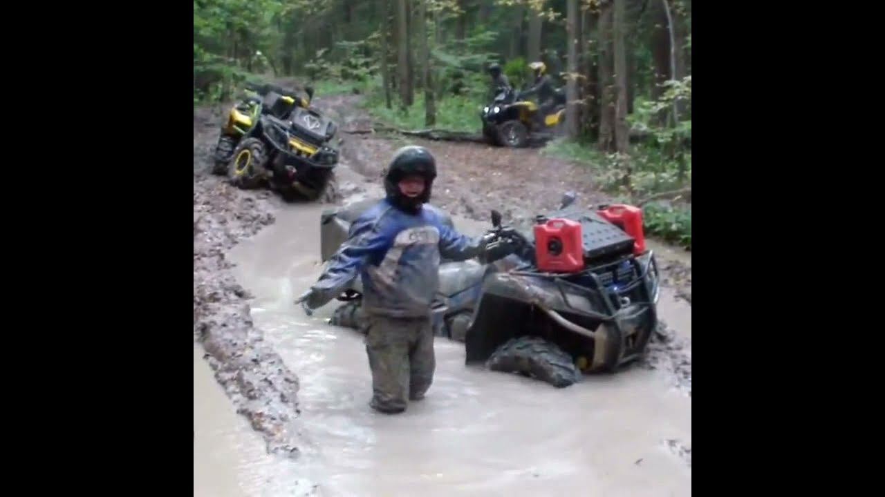 Гряземес на квадроциклах Stels, CFmoto, BRP, Yamaha смотреть онлайн