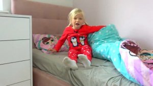 Софии День Рождения. Сестра устроила вечеринку. Софунья Шалунья(Перезалив)