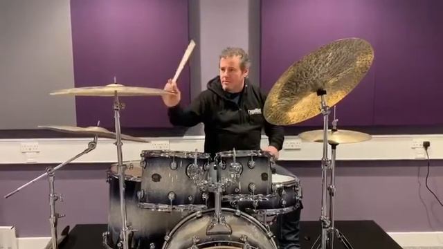 Magnum - The Serpent Rings - Lee Morris tour pre-production day смотреть онлайн