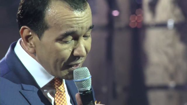 Ozodbek-Nazarbekov-Mehring-sabab-nomli-konsert-dasturi-2016-