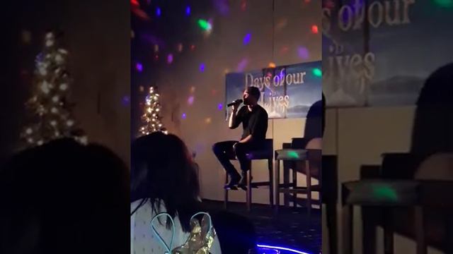 Kyle Lowder singing I'll Be Home For Christmas 12/1/18 смотреть онлайн