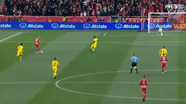 Daniel Royer Amazing Goal vs Columbus Crew SC 11/11/2018 смотреть онлайн