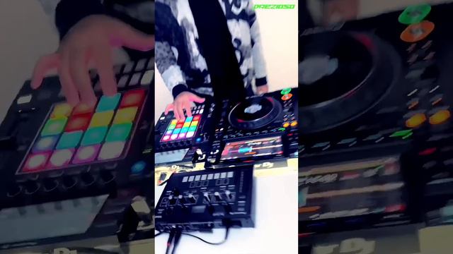 80s Vs 90s 🚀 #shorts смотреть онлайн