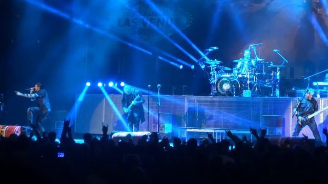 Three Days Grace - Break - Live, 2/15/2013, Memorial Coliseum, Ft. Wayne, IN. смотреть онлайн