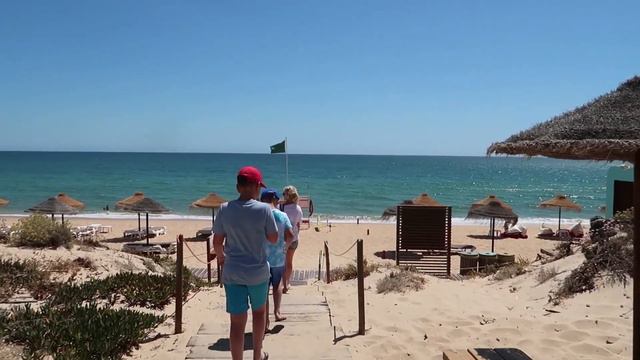 holidays in Faro district Portugal смотреть онлайн