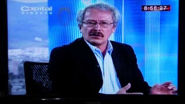 Milcíades Arévalo, Revista Puesto de combate. Entrevista en TV Canal Capital. Marzo 2, 2012. смотреть онлайн