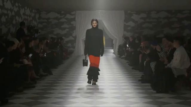 FASHION SHOW 2024 (MOSCHINO READY-TO-WEAR COLLECTION FALL/WINTER 2024/2025 MILAN FASHION WEEK)