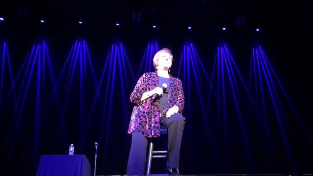 Vicki Lawrence - The Night The Lights Went Out In Georgia смотреть онлайн