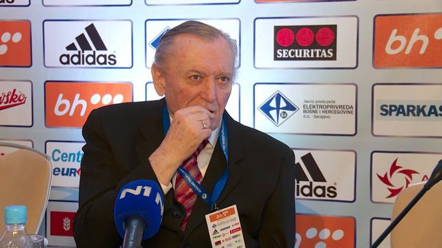 Ivica Osim o skraćenju Premijer lige Bosne i Hercegovine смотреть онлайн