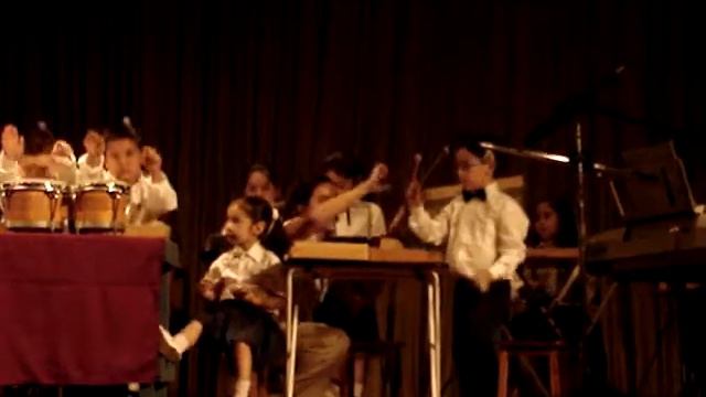 Andrés presentación 2007 (Dalcroze) смотреть онлайн
