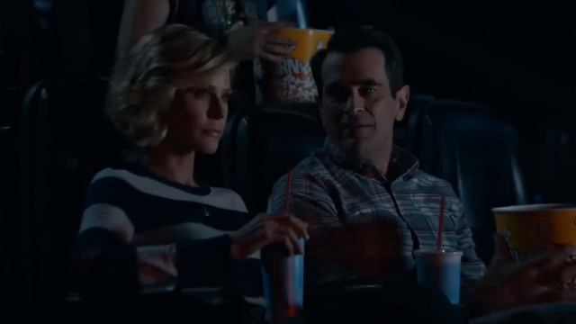 Claire being a dark princess for 7 minutes straight │Modern Family смотреть онлайн