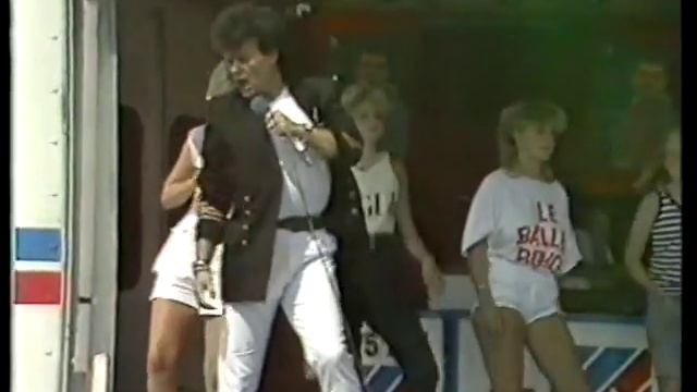 Gary Glitter - Dance Me Up : Radio One Roadshow. смотреть онлайн